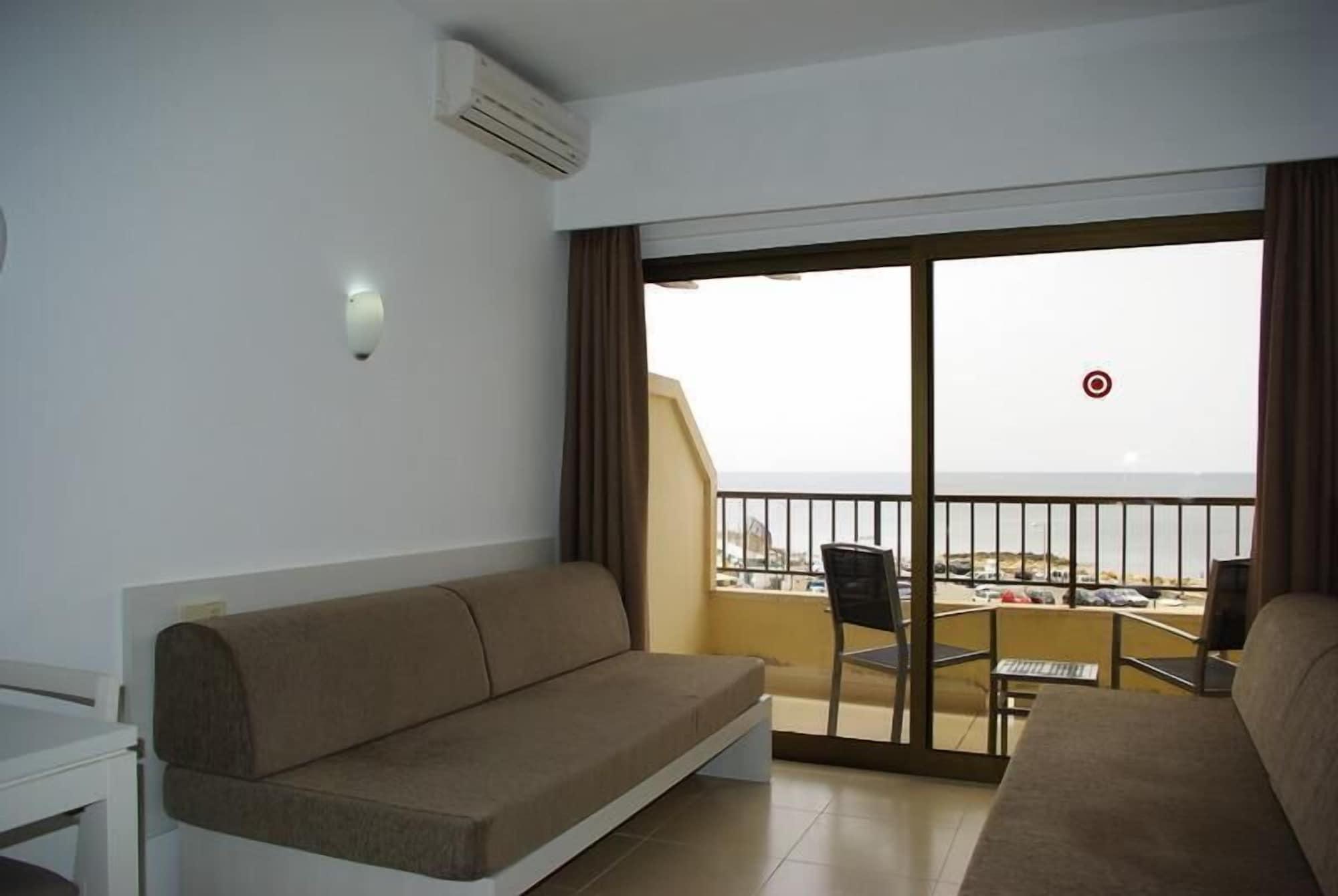 Apartamentos Embat Кан Пастилла Экстерьер фото