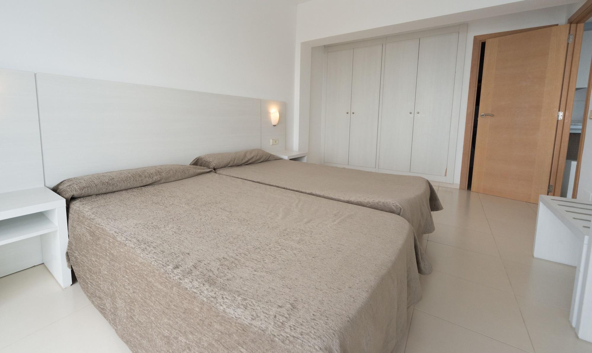 Apartamentos Embat Кан Пастилла Экстерьер фото
