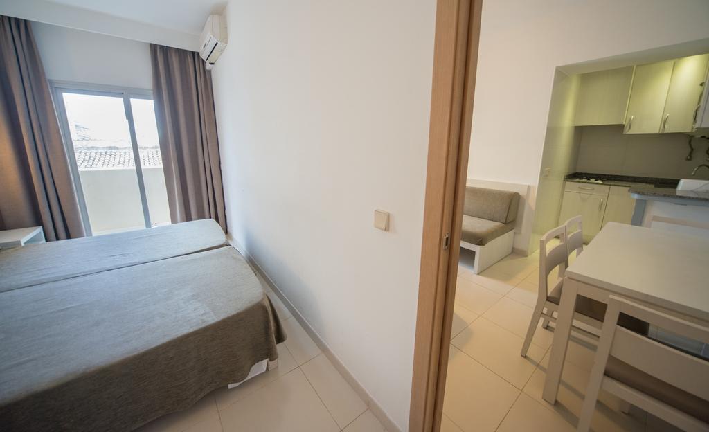 Apartamentos Embat Кан Пастилла Экстерьер фото