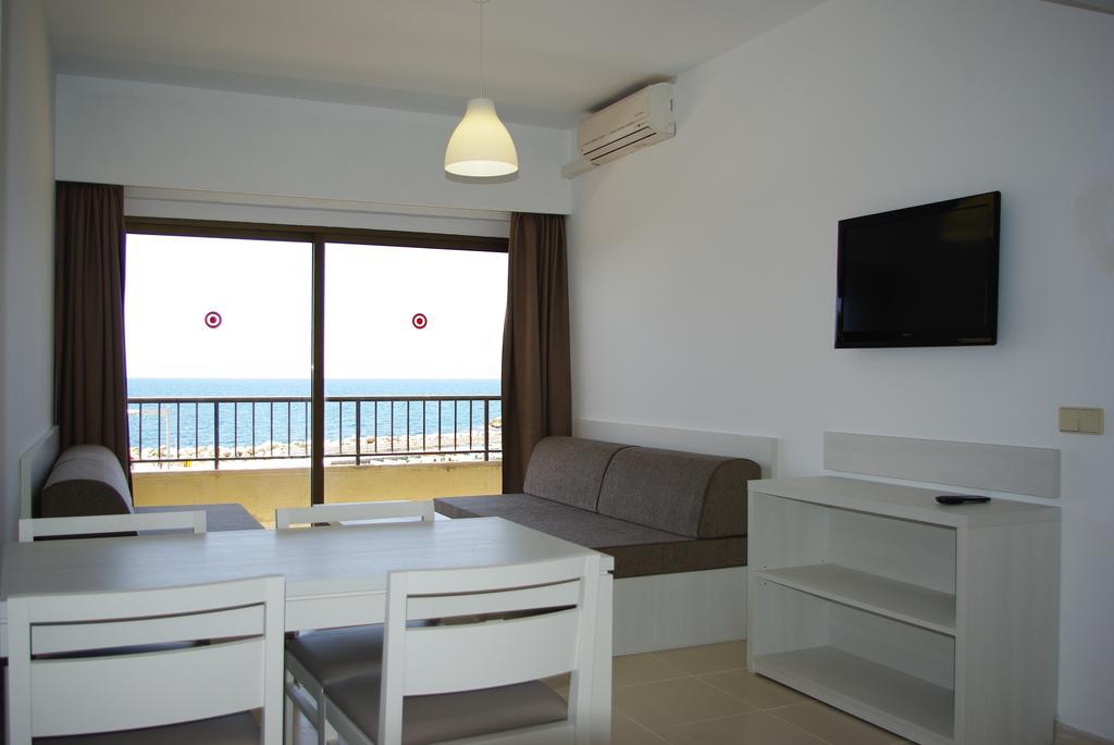 Apartamentos Embat Кан Пастилла Экстерьер фото